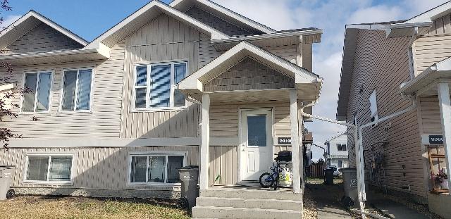 9010 92 Avenue - B (UP)